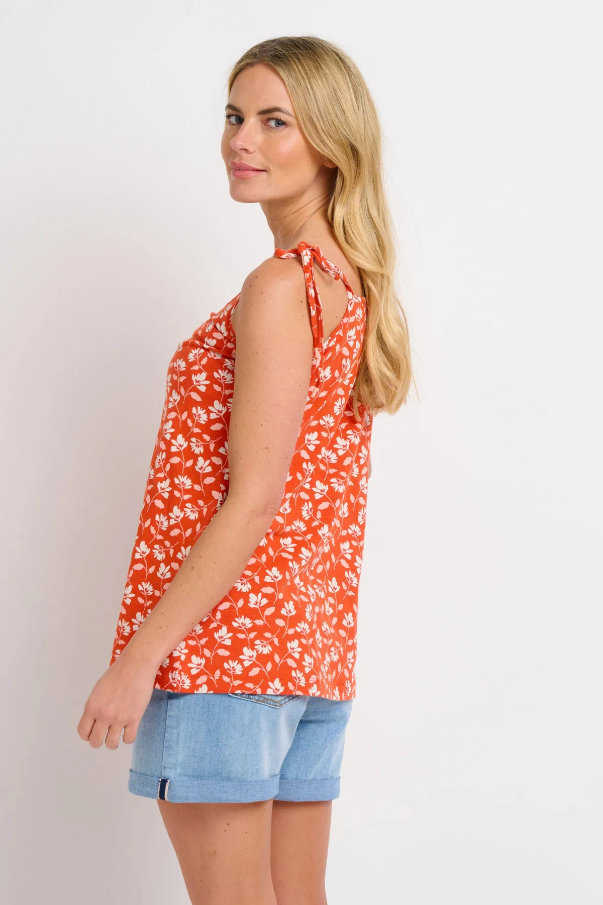 Brakeburn Floating Floral Vest Coral Online