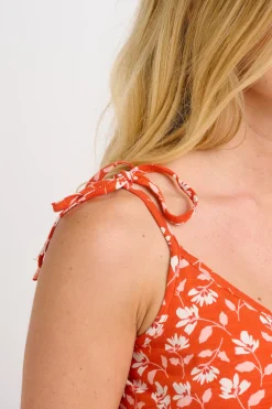 Brakeburn Floating Floral Vest Coral Online